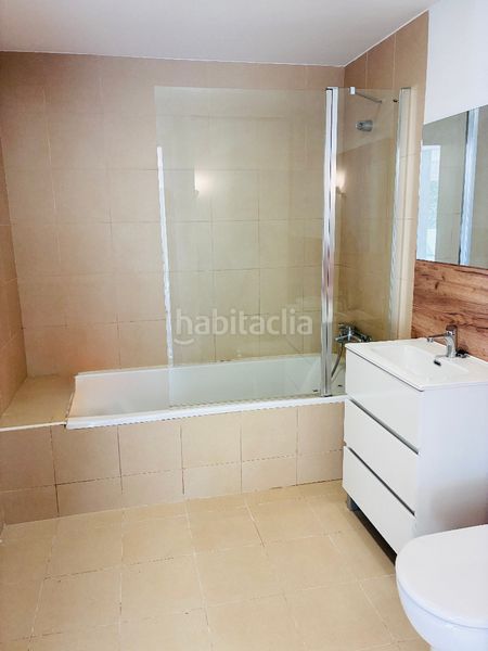 Foto 7758d0c2-5f46-4dce-a4a3-605fec937fb5. Casa aparellada amb calefacció aparcament piscina a Chiva
