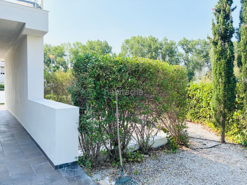 Foto a8ff6122-f084-4521-a62e-1a289f6461fa. Casa aparellada amb calefacció aparcament piscina a Chiva