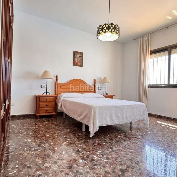 Foto 1cd8a5b7-7d16-45f1-a6cb-0c87cef95b9a. Pis a calle las monjas 70 a Periana