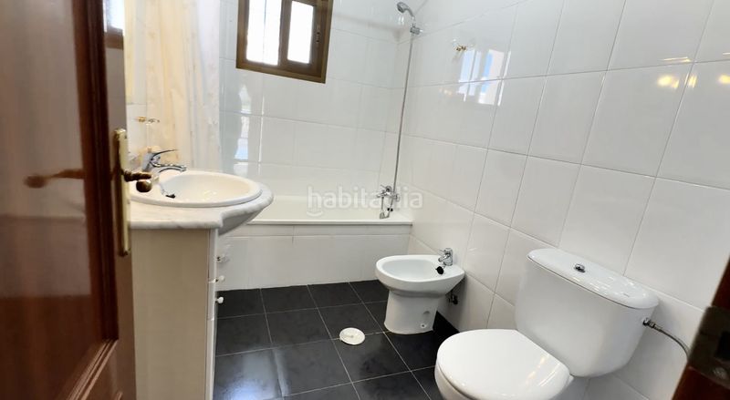 Foto 1f59c8da-ecad-43bd-b1dc-c1c2c4394b6b. Pis a calle las monjas 70 a Periana