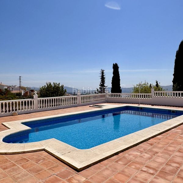 Foto 99136013-5703-4ce6-bf38-5c5f35dd423a. Pis a calle las monjas 70 a Periana