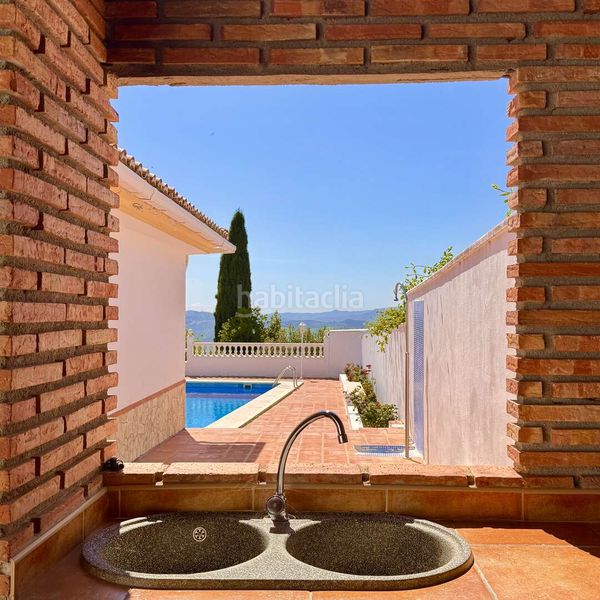 Foto a4e2576a-c315-4d21-8ed1-6d0ad05534a9. Pis a calle las monjas 70 a Periana