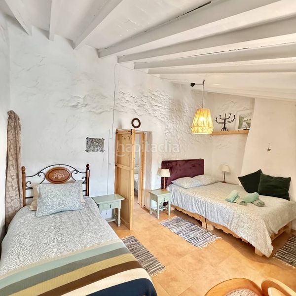 Foto 4d155411-47a4-4ef6-8a50-7358c3d87eac. Casa amb piscina a Periana