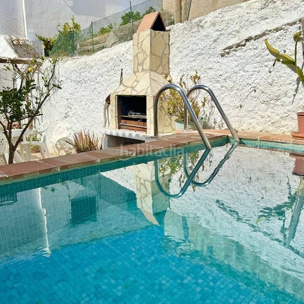 Foto 7cb580d0-a2e6-4ef1-895a-5289d532d942. Casa amb piscina a Periana