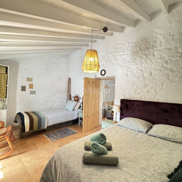 Foto 87e1bd25-bf13-4c5d-af0b-890050afbe71. Casa amb piscina a Periana