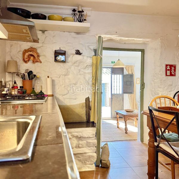 Foto 9a5d8123-5302-42c9-9355-3fa47f05052f. Casa amb piscina a Periana