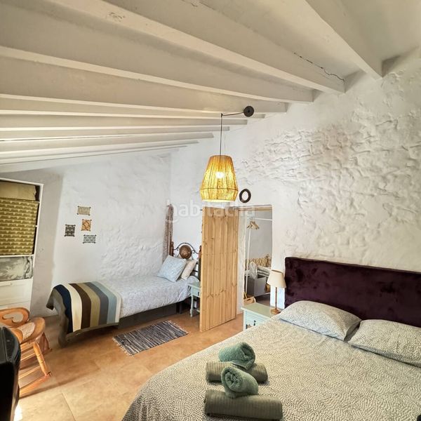 Foto e93bdce6-b3ae-45e7-b480-7cd4a5d7e55a. Casa amb piscina a Periana