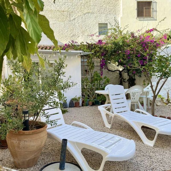 Foto fbeddde0-51b6-4dd1-9da4-d265612bc337. Casa amb piscina a Periana