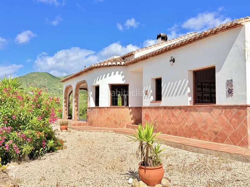Foto 5c02615d-5504-4254-b3e6-3430f79deb8b. Casa a calle el regao 2 a Periana