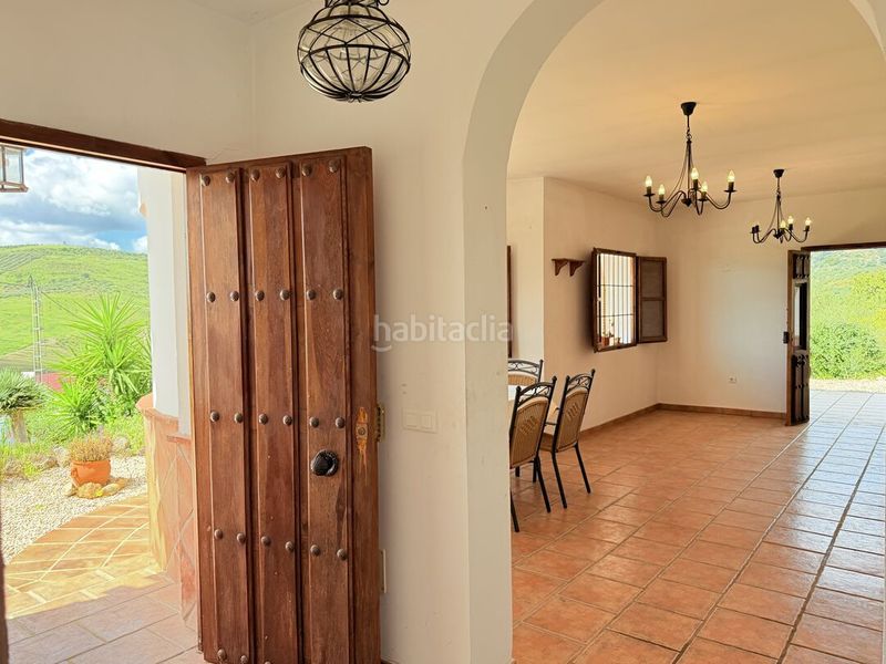 Foto ae3fe090-a6fd-45cb-a548-87021792c003. Casa a calle el regao 2 a Periana