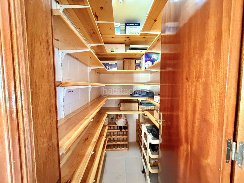 Foto daa6cbd5-0a45-48c7-a569-a30431d94309. Casa amb aparcament a Periana