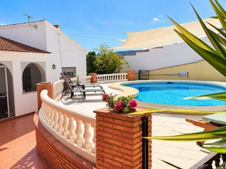 Haus in Calle Ruisenor 1