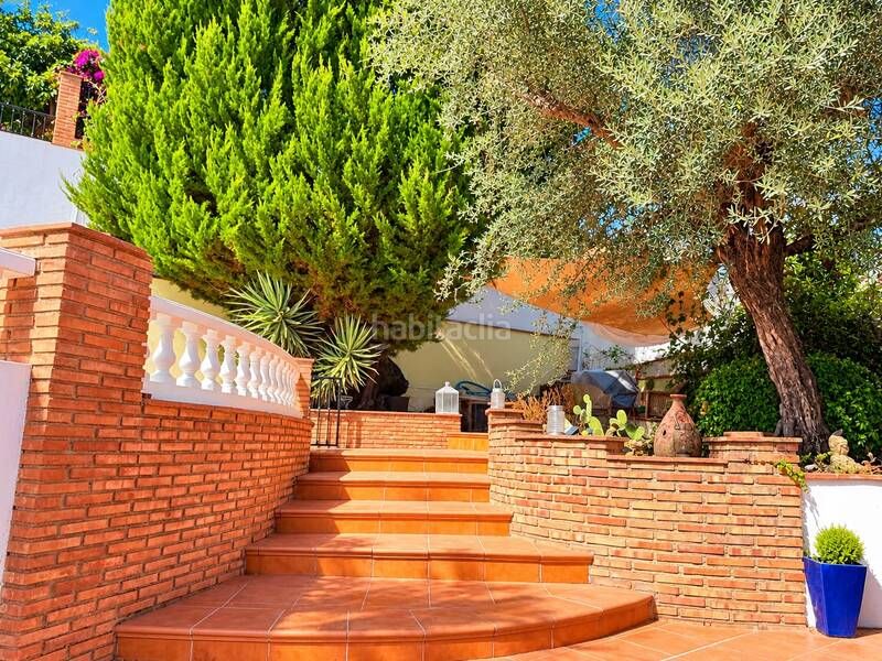 Foto 6b5c4b27-8529-4c47-a689-f4a7f9a17e2a. Maison dans calle ruisenor 1 dans Periana
