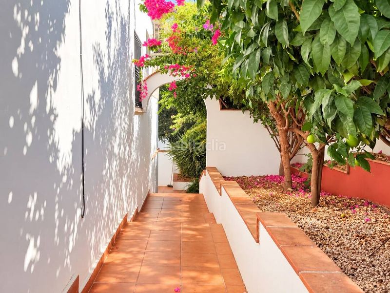 Foto ea610d3f-8e8c-4bb4-b978-43edb17eb544. Maison dans calle ruisenor 1 dans Periana