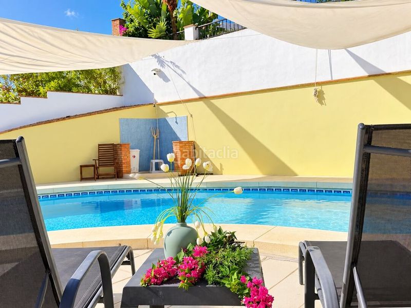 Foto f84d764e-d4ed-40da-93bb-47e9ef50fd8e. Maison dans calle ruisenor 1 dans Periana