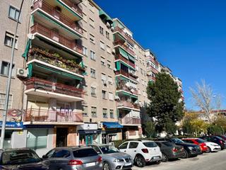 Pis a Centro. Piso en venta en fuenlabrada