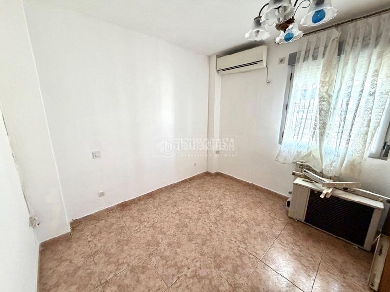 Foto 31bbc4c2-eb11-4738-8b5a-73154a825d4f. Pis amb calefacció a Centro Fuenlabrada