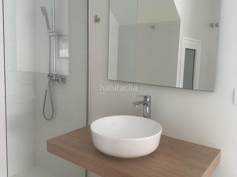 Foto 58b8f3f2-b240-4527-aad3-af5ac0446a73. Maison jumelée avec parking dans La Caleta Adeje