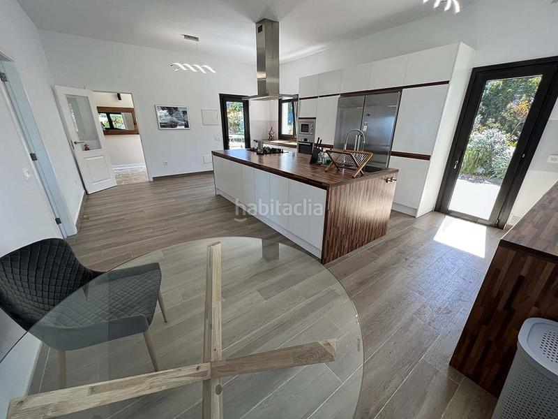 Foto 25c5eafa-4ac3-48b5-b405-66344b5858e5. Chalet con parcheggio piscina in El Escobonal - Pájara Güímar