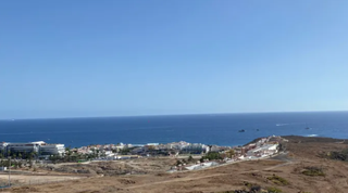 Terreny residencial a La Caleta. Urban plot in area of luxury villas