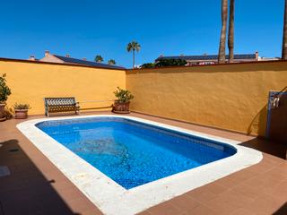 Doppelhaus in Playa del Duque. Exclusiva villa pareada en el duque, costa adeje