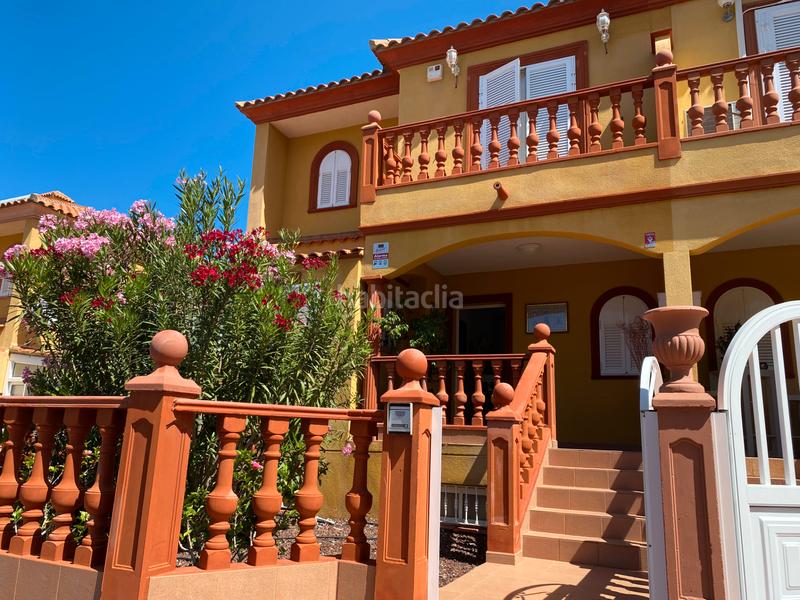 Foto 9051bfbc-bfea-4912-9f6a-18c62eac8e7a. Casa pareada exclusiva villa pareada en el duque, costa en Adeje