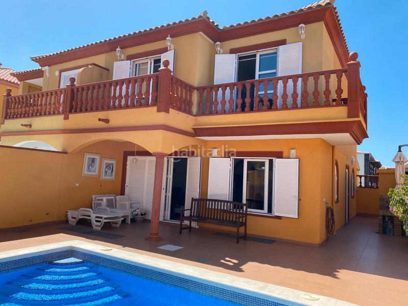 Foto d53b88cc-0fed-4706-ab5c-e2e47c688056. Casa pareada exclusiva villa pareada en el duque, costa en Adeje