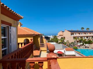 Casa pareada en Playa del Duque. Exclusiva villa pareada en el duque, costa adeje