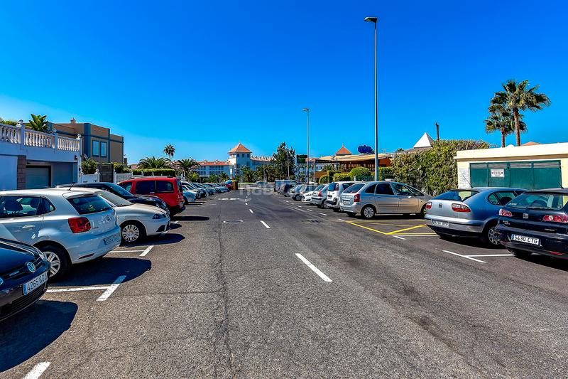 Foto 30037a88-67d2-49a7-8f6c-7f6ee275031d. Semi detached house with parking pool in Playa del Duque Adeje