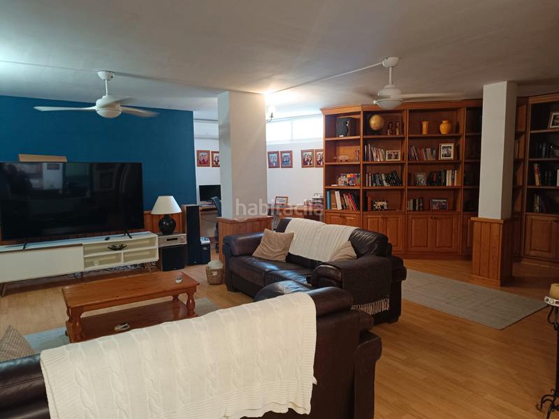 Foto b90db7b8-ac35-4647-a818-2aaf53a67ab7. Casa adosada villa adosada de esquina con piscina privada en Arona