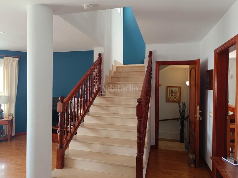 Foto e2fb78af-8ba7-432c-a700-3190a3ae1314. Casa adosada villa adosada de esquina con piscina privada en Arona