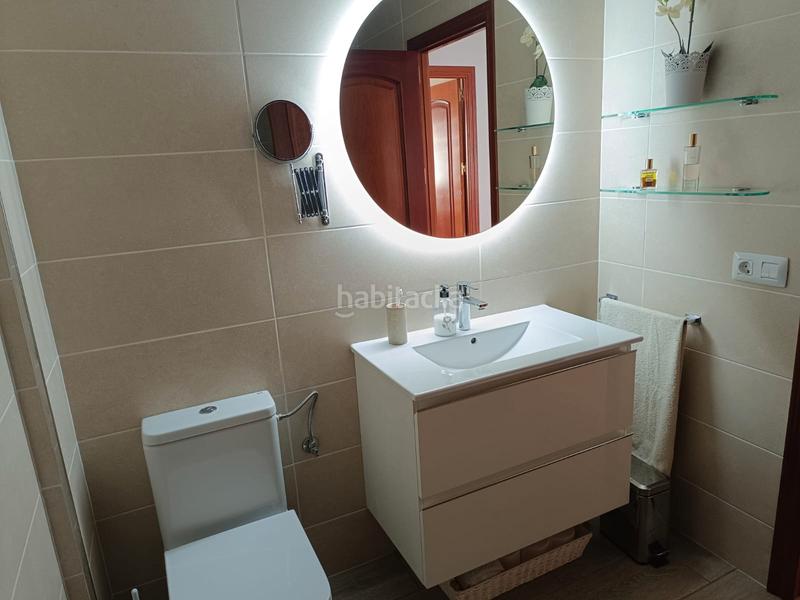 Foto fff0af90-f83c-4ec7-96d2-e3aba53032ea. Casa adosada villa adosada de esquina con piscina privada en Arona