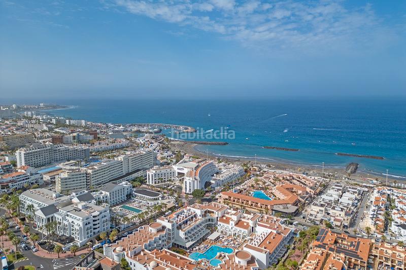 Foto 4ba12ef6-717f-4f39-9abf-96f44c67b5b7. Àtic amb piscina a Playa de Fañabé Adeje