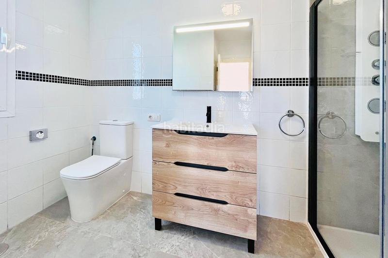 Foto 819f8380-dc86-4ab8-8474-9330788e160d. Àtic amb piscina a Playa de Fañabé Adeje