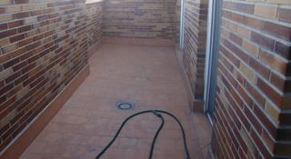 Àtic  Calle de berrocal. Ático de 4 dormitorios 3 baños garaje piscina conserje 24 h