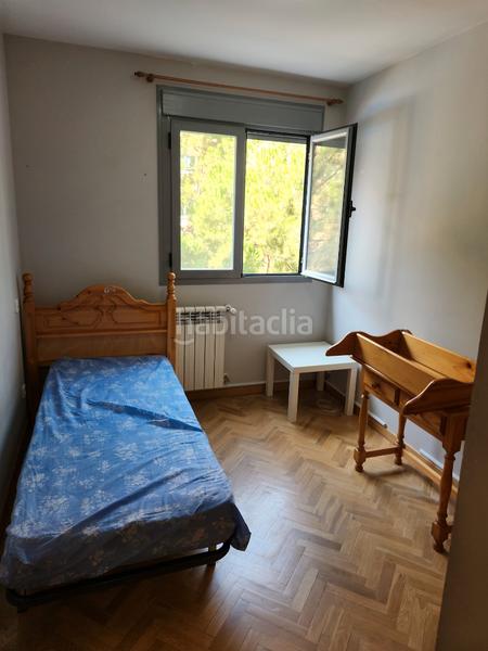 Foto b0660fa2-872f-45ec-bd9d-dae24c8af825. Piso 2 dormitorios, 2 baños dos plazas de garaje trastero piscina en Madrid