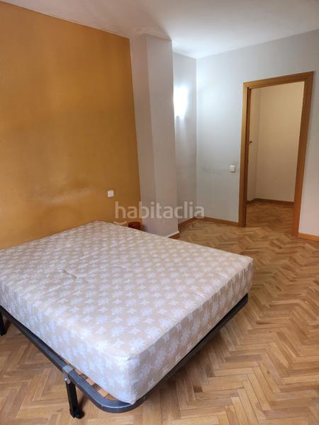Foto f69b6e5f-c188-455e-9899-a21c95d1444c. Piso 2 dormitorios, 2 baños dos plazas de garaje trastero piscina en Madrid