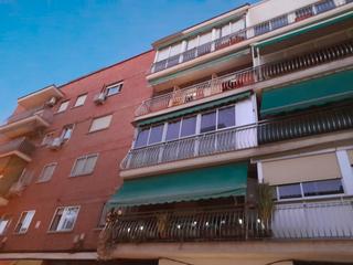 Pis  Calle de albino hernández lázaro. 3 dormitorios