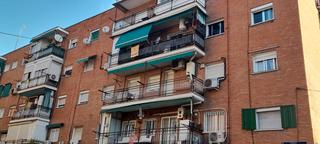 Pis  Calle de isabelita usera. 3 dormitorios, 2 terrazas para entrar a vivir