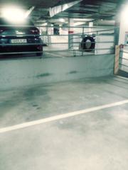 Aparcament cotxe en Calle de berrocal 9. Plaza en urbanizacin privada con conserje y vdeo-cmaras.