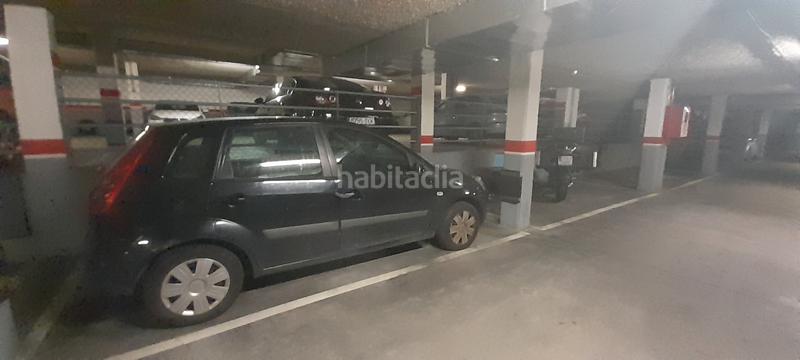 Foto 06d2a71d-050c-4361-8950-90965b21a97f. Lloguer aparcament cotxe a calle de berrocal 9 a Madrid
