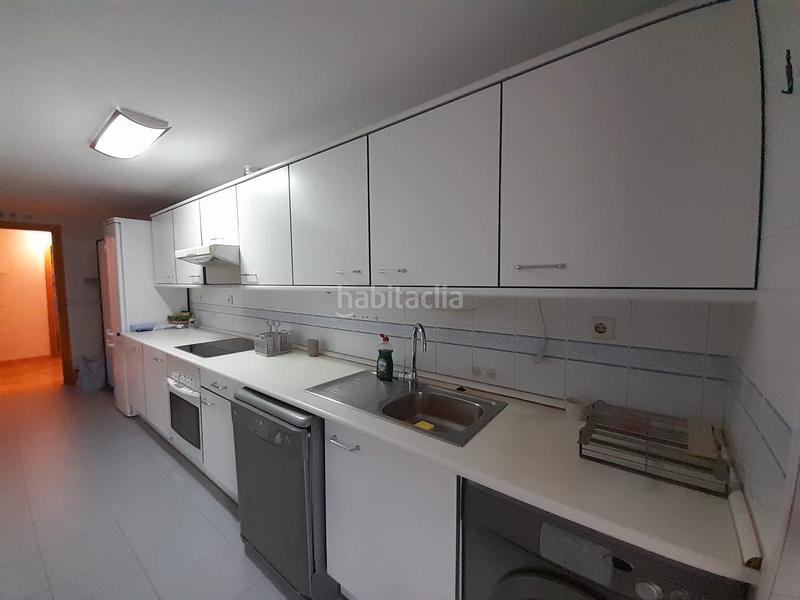 Foto 07bc2812-1317-4909-a23e-44703d5d620e. Piso 3 dormitorios 2 baños ascensores garaje trastero piscina en Madrid