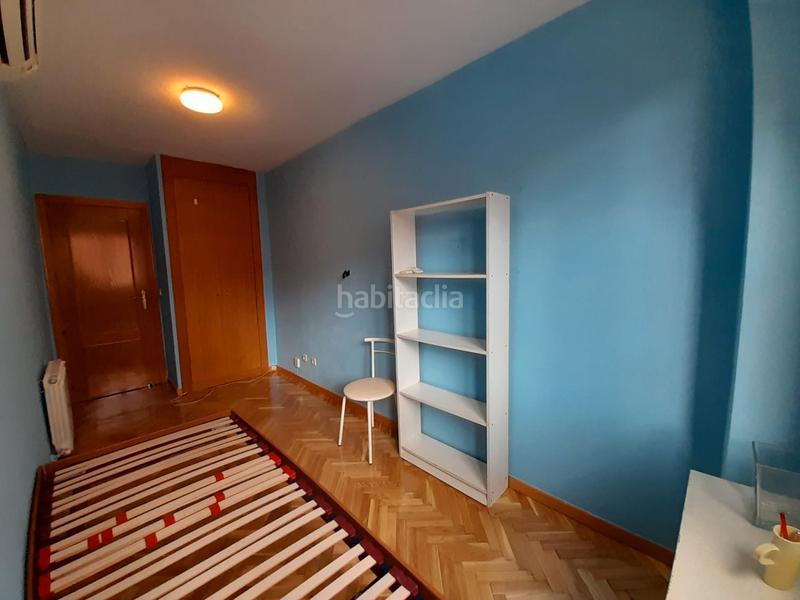 Foto 4b6c5dc0-b2a1-4b06-aa0f-94f59792c7c5. Piso 3 dormitorios 2 baños ascensores garaje trastero piscina en Madrid