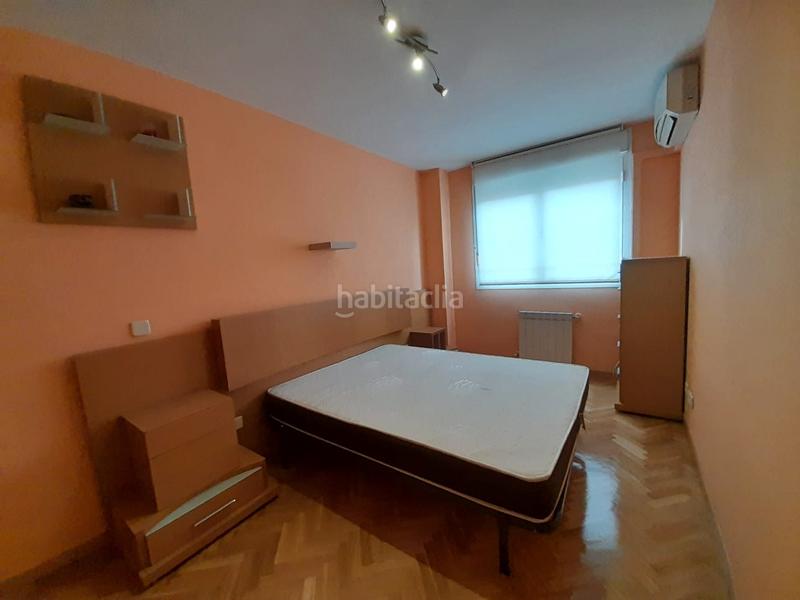 Foto f41c34cb-cbe4-4157-9d5d-67448d10972d. Piso 3 dormitorios 2 baños ascensores garaje trastero piscina en Madrid