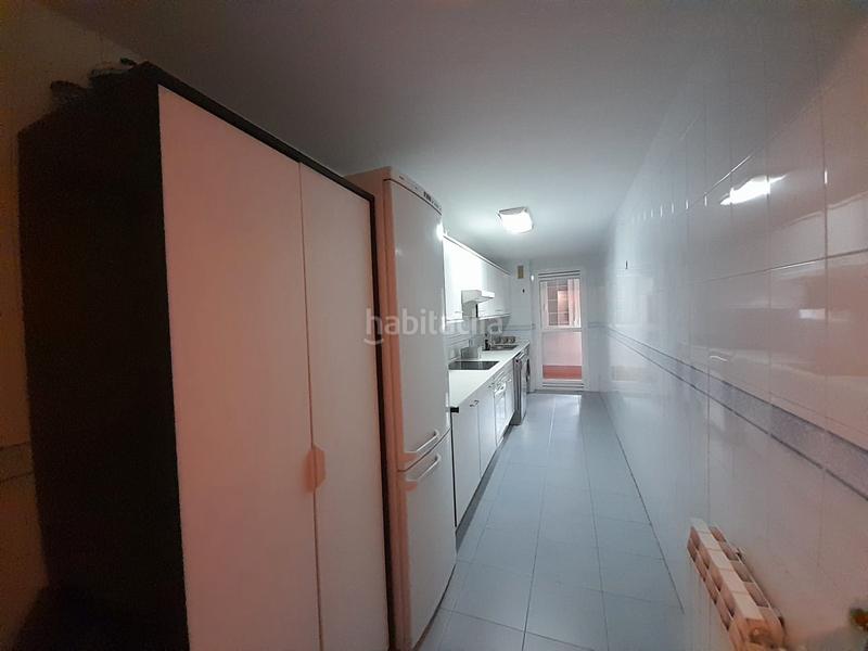 Foto fca04302-12fc-4275-8a08-a317dc3f01db. Piso 3 dormitorios 2 baños ascensores garaje trastero piscina en Madrid