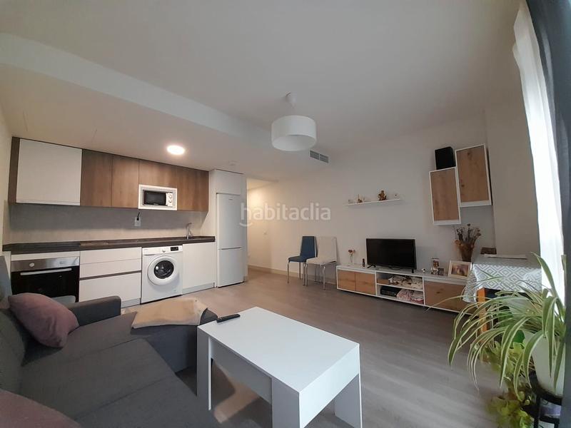 Foto 80a98147-611a-4c8e-8476-5000becc2e04. Appartement avec chauffage parking dans Butarque Madrid