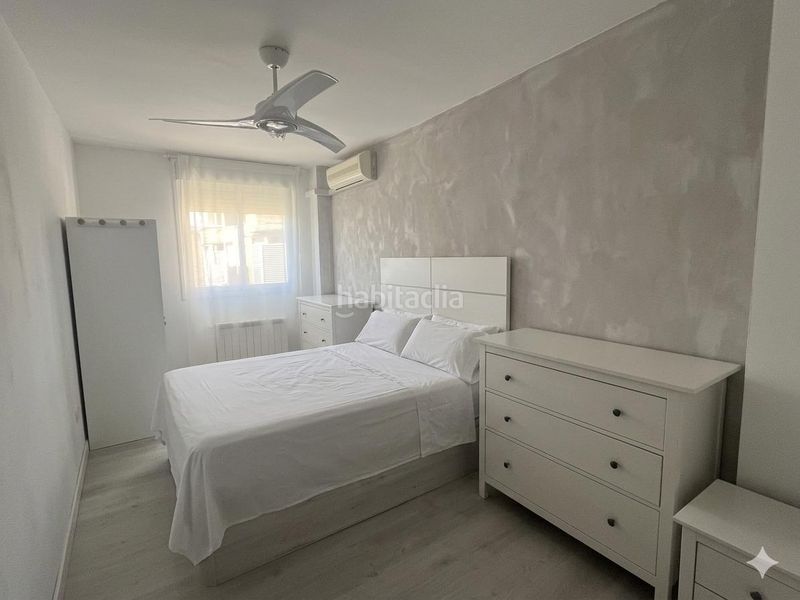 Foto b41e76c4-cb2d-41d0-afc6-9ed544f00a8b. Pis amb calefacció aparcament piscina a Butarque Madrid