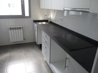 Appartamento  Calle de felipe castro. 2 dormitorios, 2 baños  reformado