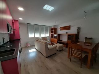 Lloguer Pis  Calle de berrocal 3. 1 dormitorio seminuevo calefaccion aire acondicionado