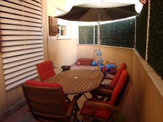 Appartement  Calle del americio. Bajo con jardin de unos 12 m2, 3 dormitorios 2 baños piscina gar